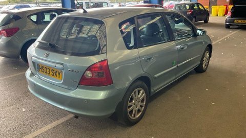 Honda Civic 1.6 I-vtec Se Green #4