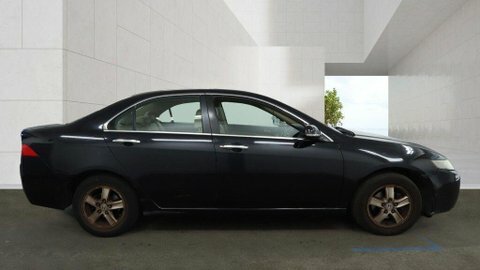 Honda Accord 2.0 I-vtec Executive Black #5