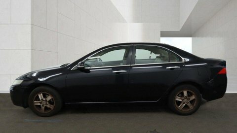 Honda Accord 2.0 I-vtec Executive Black #6