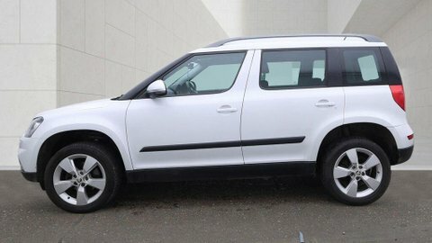 Skoda Yeti 2.0 Tdi Se White #6