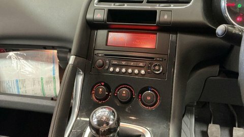 Peugeot 3008 Exclusive Black #9