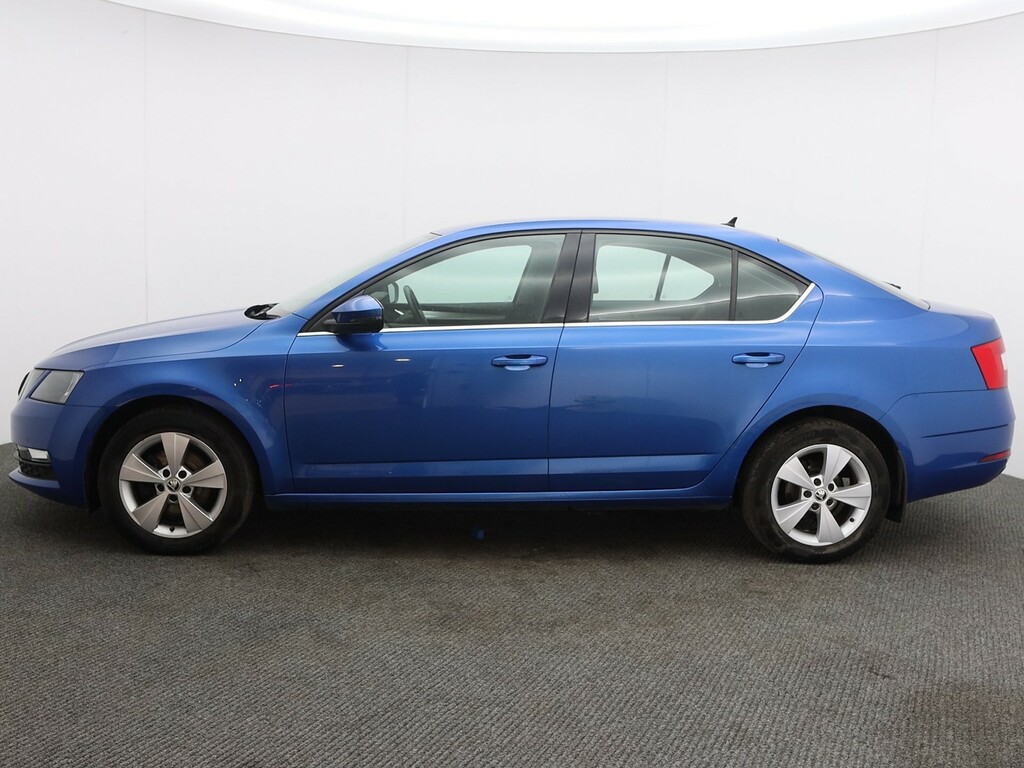 Skoda Octavia 1.0 Tsi Gpf Se Technology Hatchback Man Blue #4