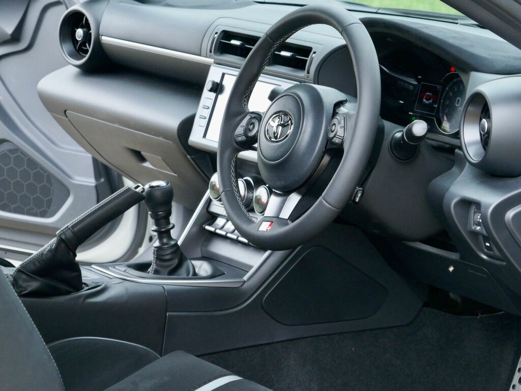 Toyota GR86 2.4 Boxer D-4s Coupe Euro 6 234 Silver #57