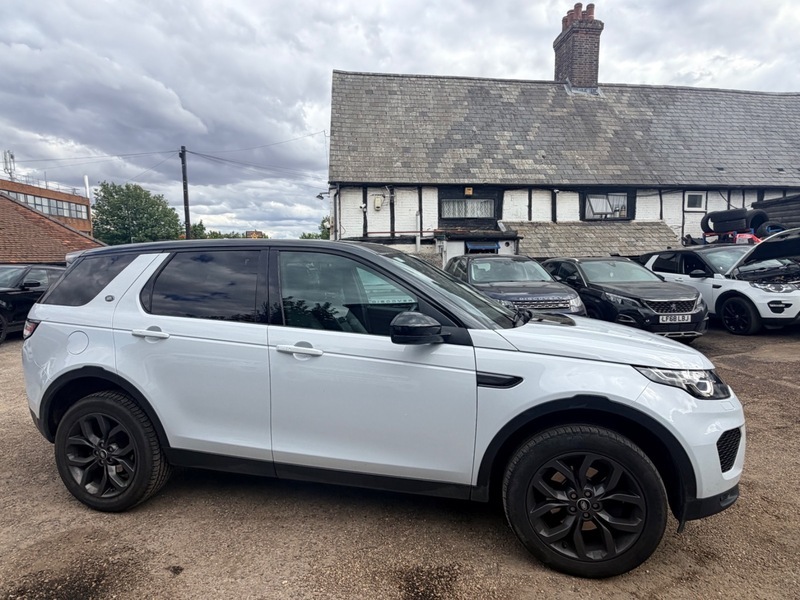 Land Rover Discovery Sport Td4 Landmark White #2