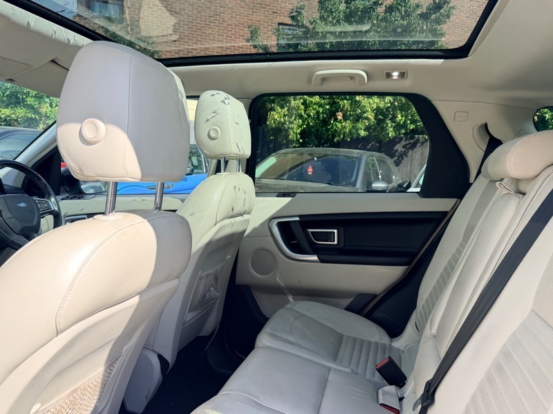 Land Rover Discovery Sport Ed4 Se Tech Black #18