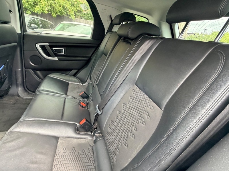 Land Rover Discovery Sport Td4 Se Tech White #3