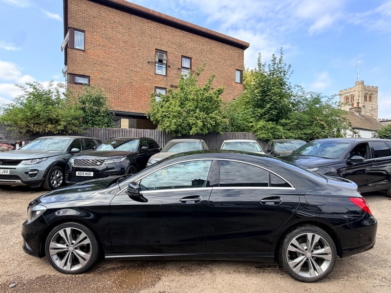 Mercedes-Benz CLA Class Cla 220 D Sport Black #3