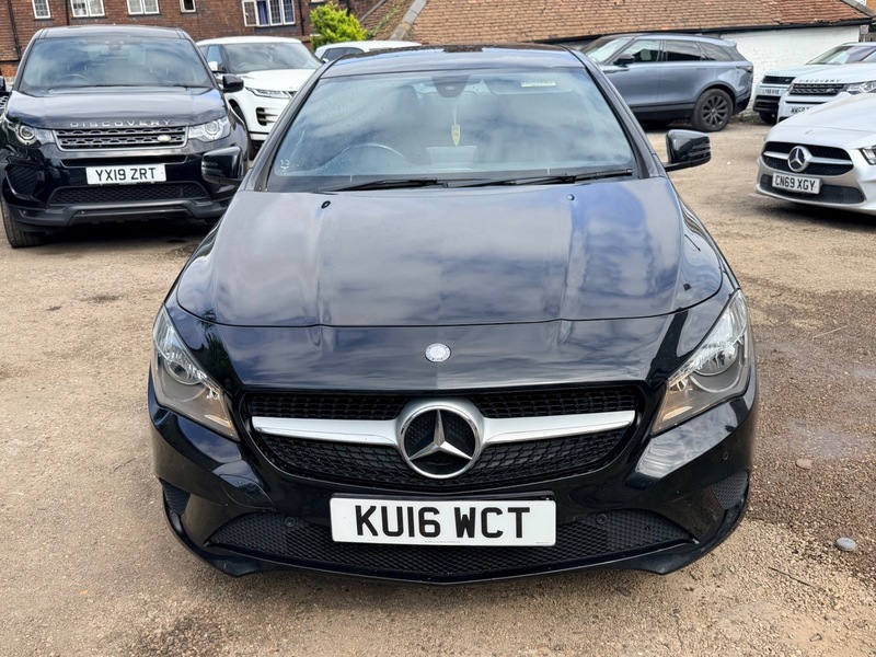 Mercedes-Benz CLA Class Cla 220 D Sport Black #2