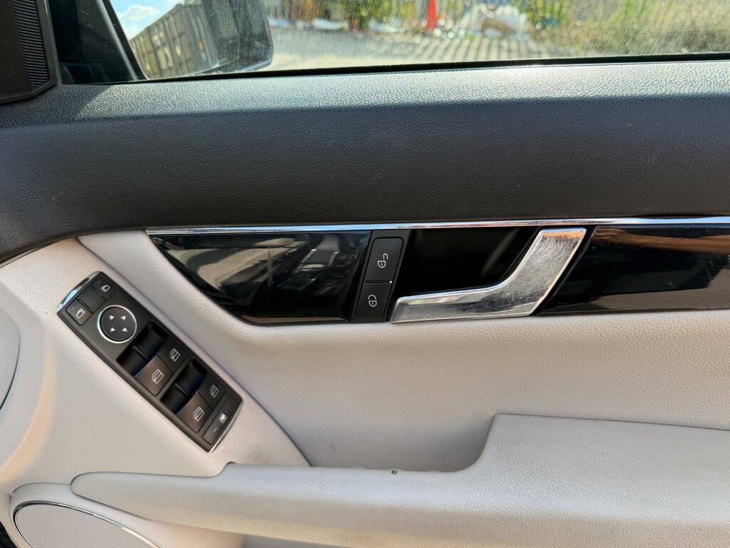 Mercedes-Benz C Class C200 Cdi Sport Red #31