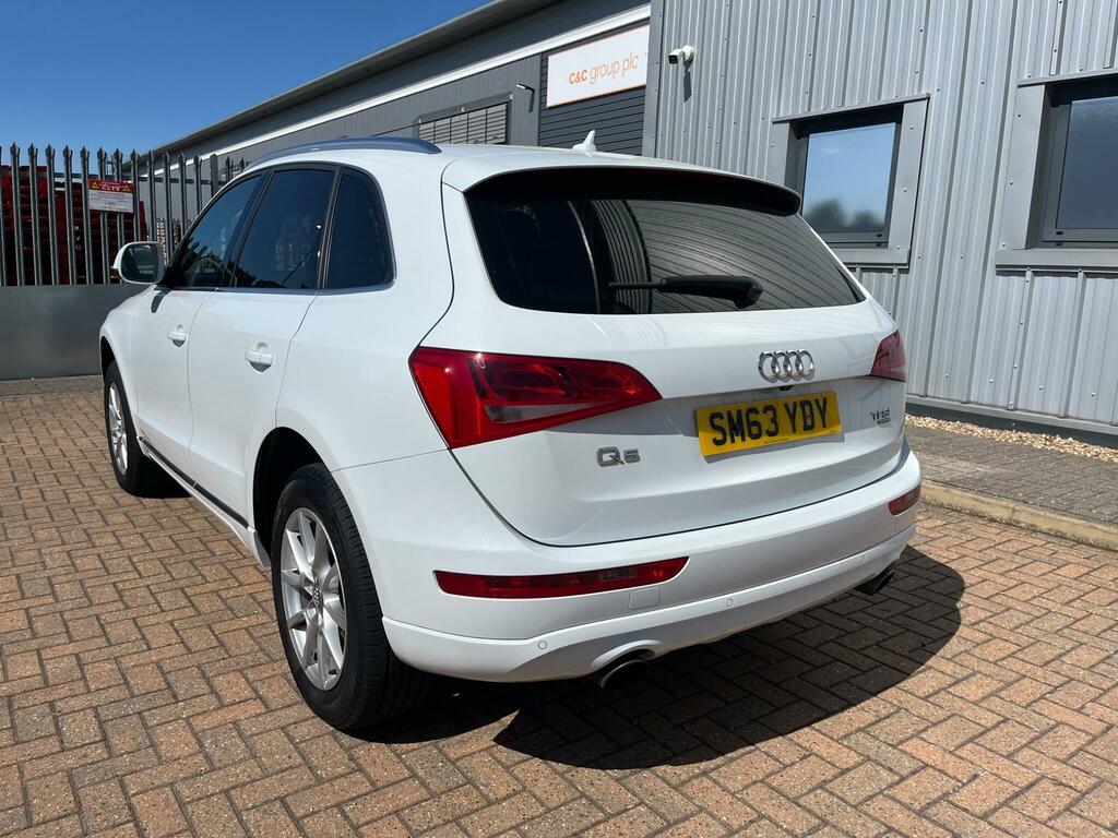 Audi Q5 Se White #5