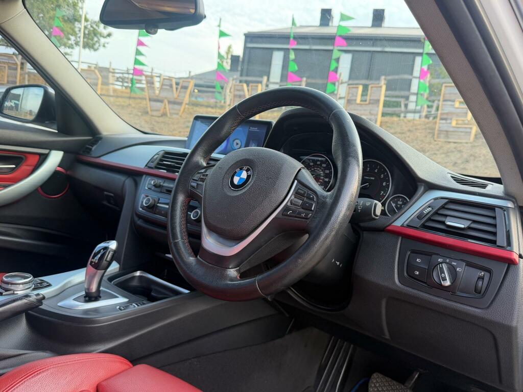 BMW 3 Series 2L M Sport White #17