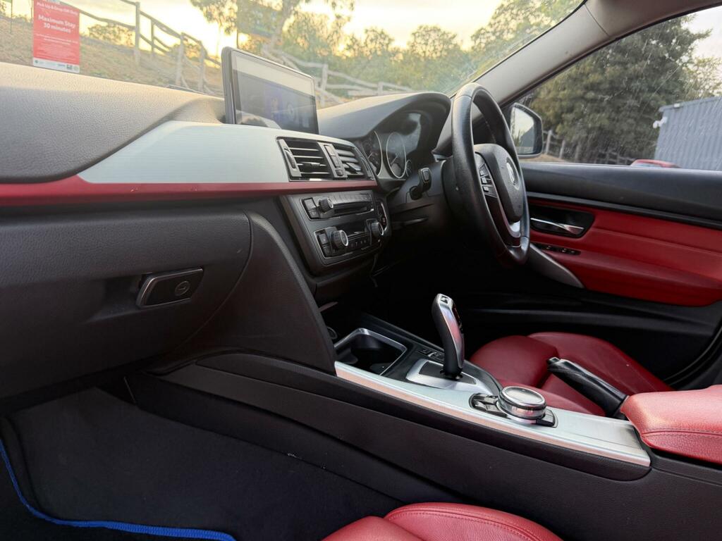 BMW 3 Series 2L M Sport White #13