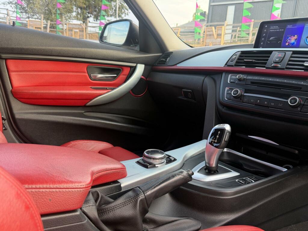 BMW 3 Series 2L M Sport White #16