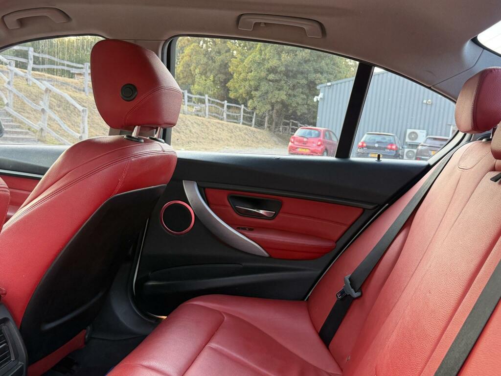 BMW 3 Series 2L M Sport White #24