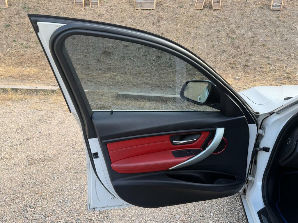 BMW 3 Series 2L M Sport White #29