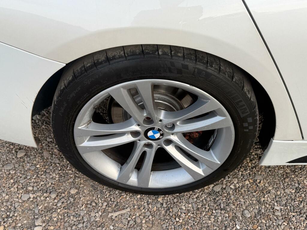 BMW 3 Series 2L M Sport White #38