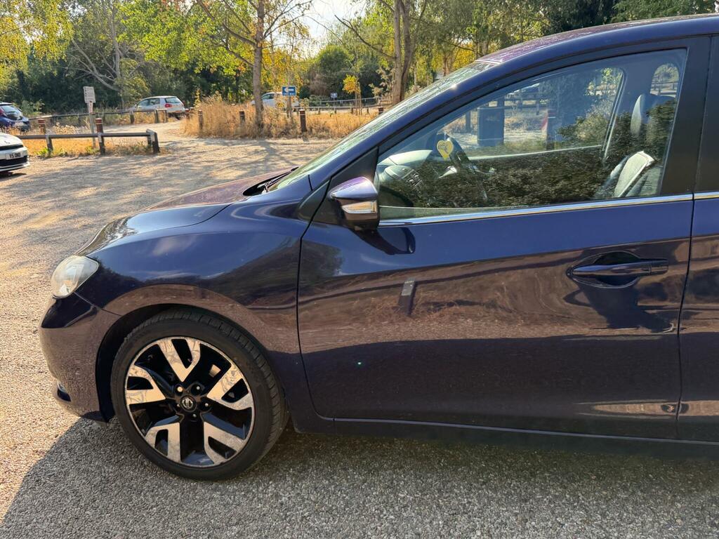 Nissan Pulsar Tekna Blue #5