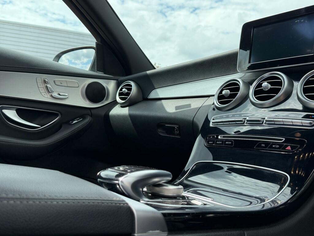 Mercedes-Benz C Class C220 Cdi Amg Sport White #24