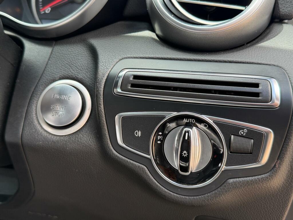 Mercedes-Benz C Class C220 Cdi Amg Sport White #36
