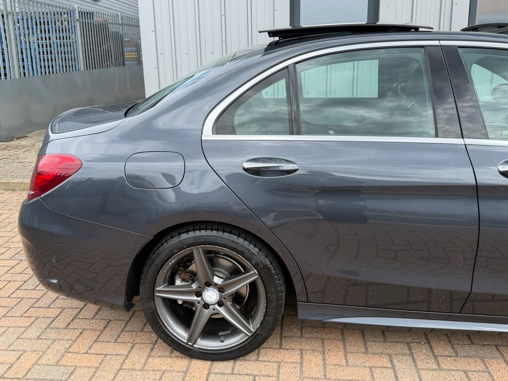 Mercedes-Benz C Class C220 Cdi Amg Sport White #12