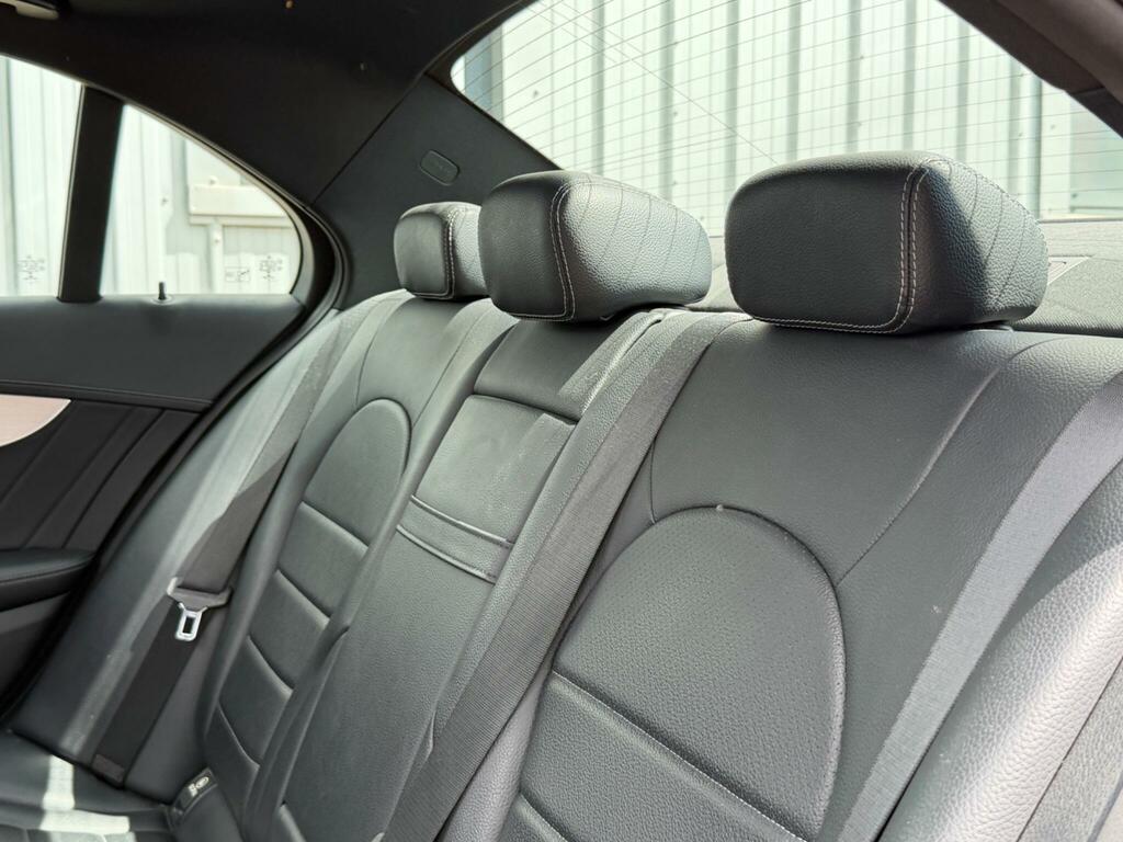Mercedes-Benz C Class C220 Cdi Amg Sport White #31
