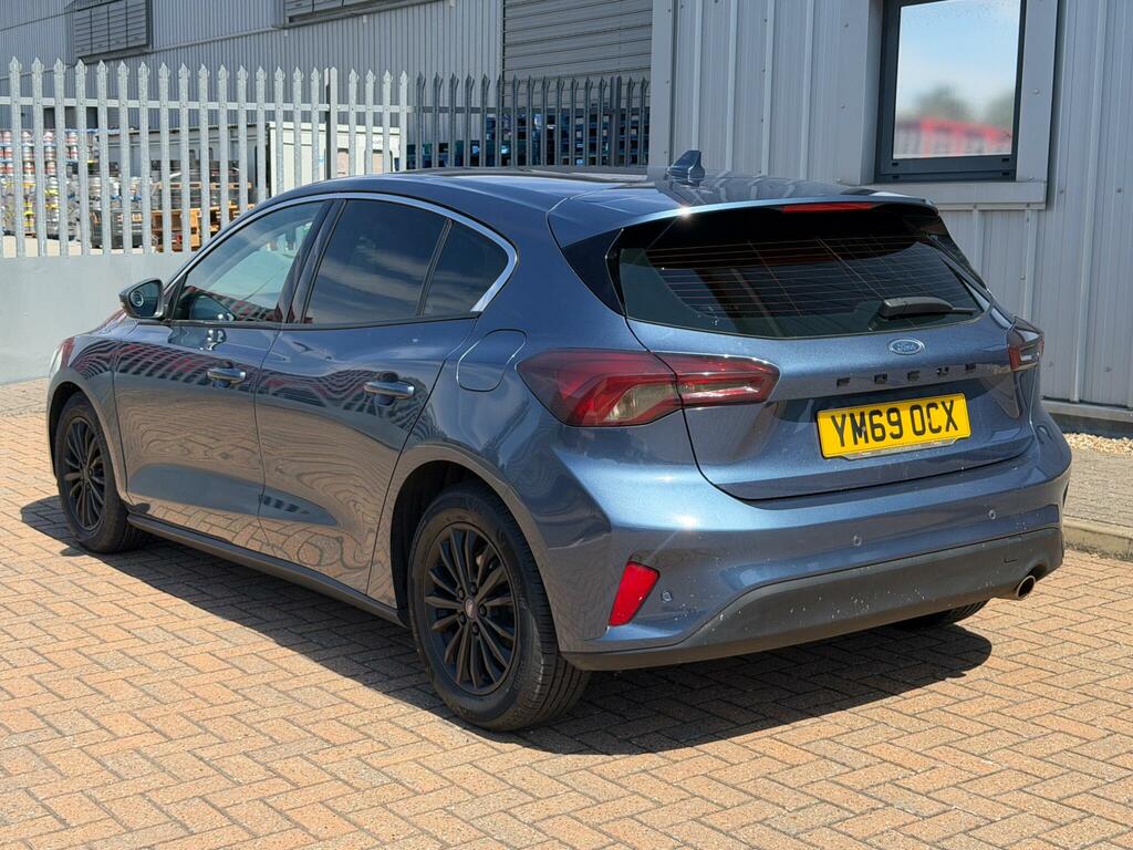 Ford Focus Titanium Blue #5