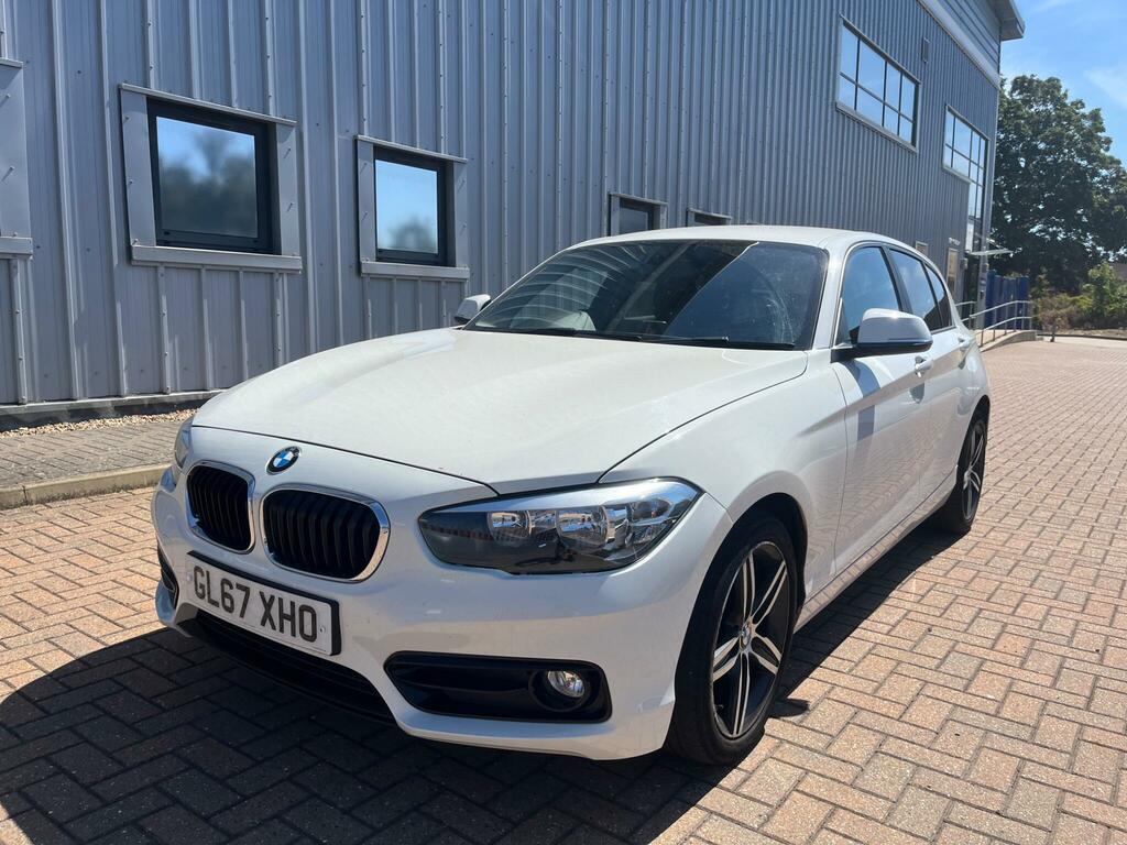BMW 1 Series Sport White #6