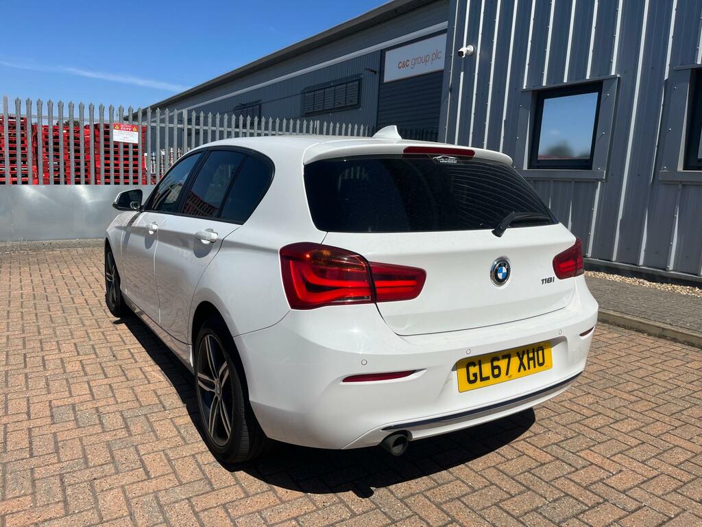 BMW 1 Series Sport White #3