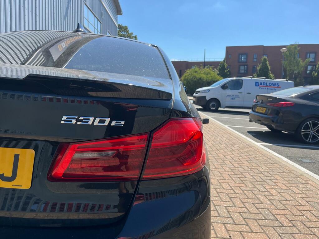 BMW 5 Series Xdrive M Sport Touring - M Sport Plus Pack Black #16