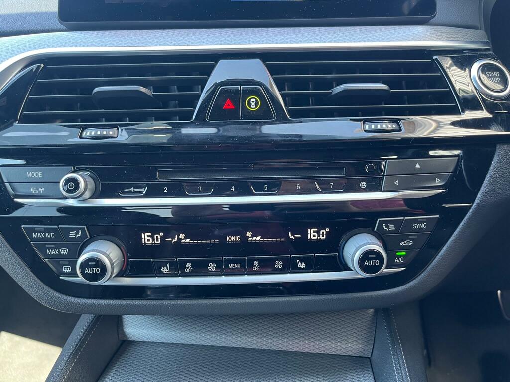 BMW 5 Series Xdrive M Sport Touring - M Sport Plus Pack Black #58