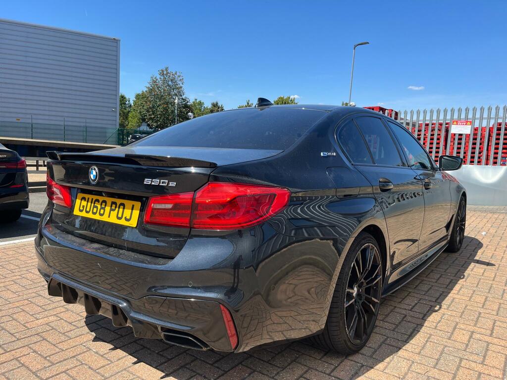BMW 5 Series Xdrive M Sport Touring - M Sport Plus Pack Black #21
