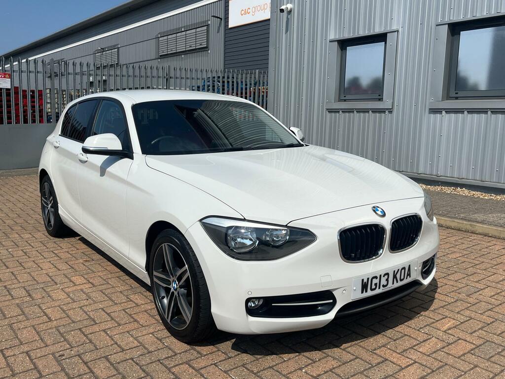 BMW 1 Series Sport White #2