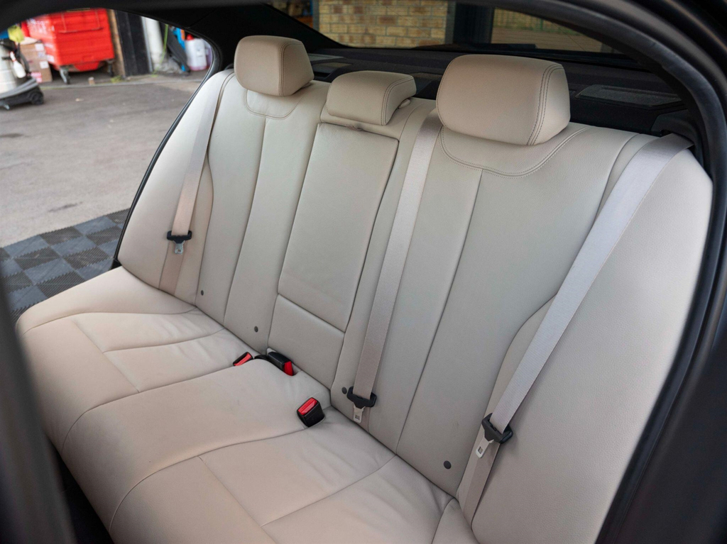 BMW 3 Series 335D Xdrive M Sport Blue #41