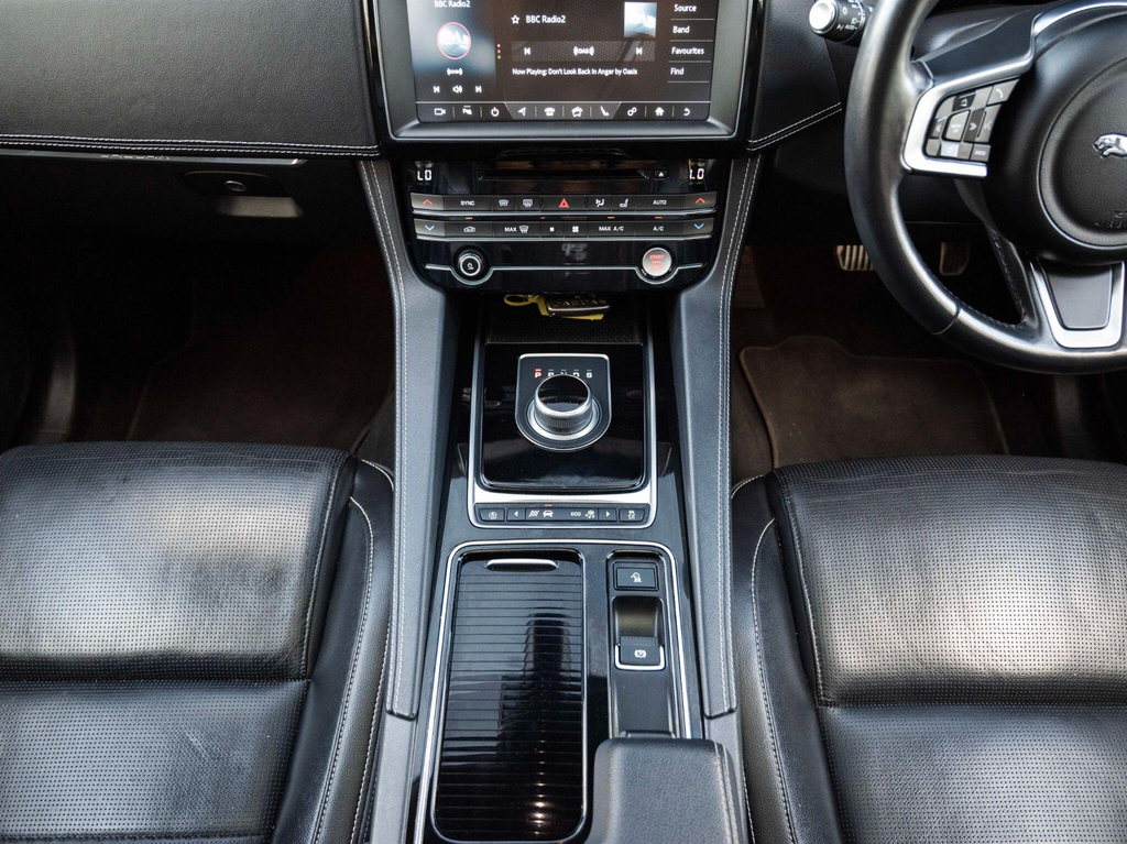 Jaguar F-Pace 3.0 V6 300Ps 300 Sport Awd White #74