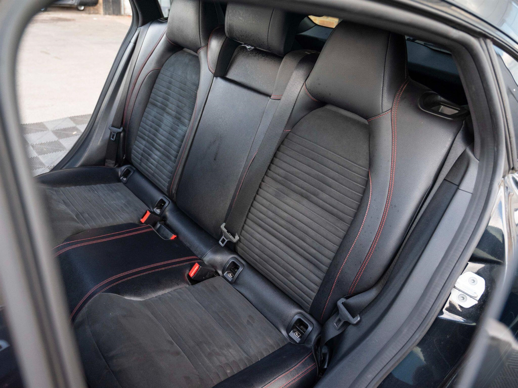 Mercedes-Benz CLA Class 2.0L Amg Cla 45 4Matic Yellow Night Edition 375 Black #39