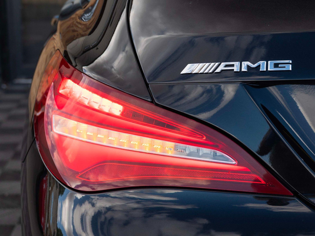 Mercedes-Benz CLA Class 2.0L Amg Cla 45 4Matic Yellow Night Edition 375 Black #53