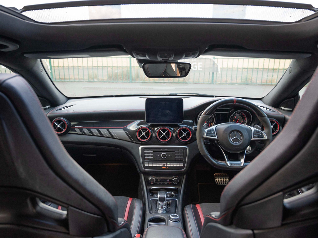 Mercedes-Benz CLA Class 2.0L Amg Cla 45 4Matic Yellow Night Edition 375 Black #42