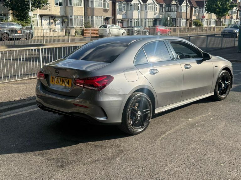 Mercedes-Benz A Class 1.3 A250e 15.6Kwh Amg Line Premium 2 8G-dct Euro YP70VUA #4