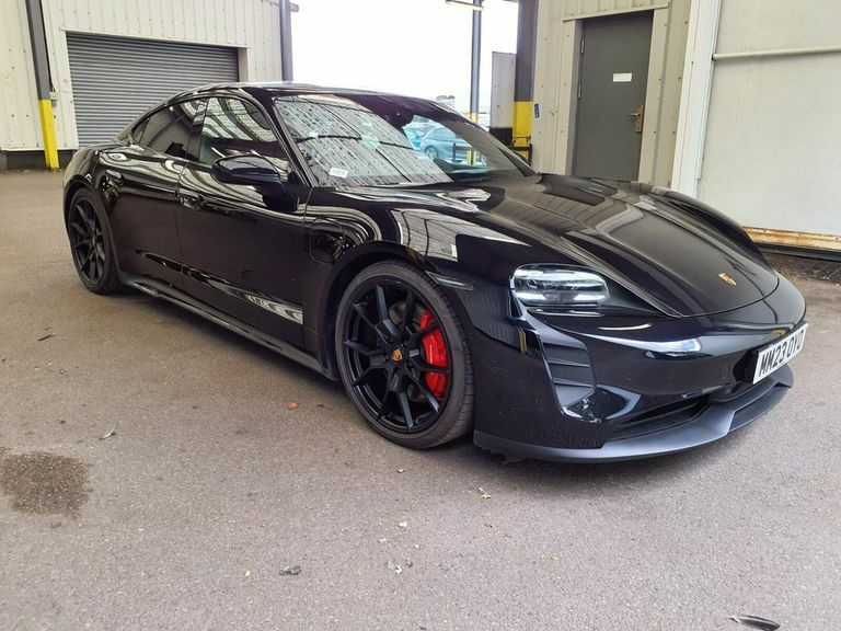 Porsche Taycan Performance Plus 93.4Kwh Gts 4Wd 11Kw Ch