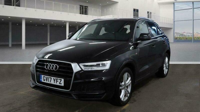 Audi Q3 1.4 Tfsi Cod S Black #2