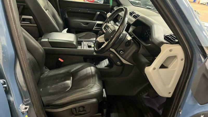 Land Rover Defender 2.0 L Se 6 Seats Only 23,000 Miles Grey #12
