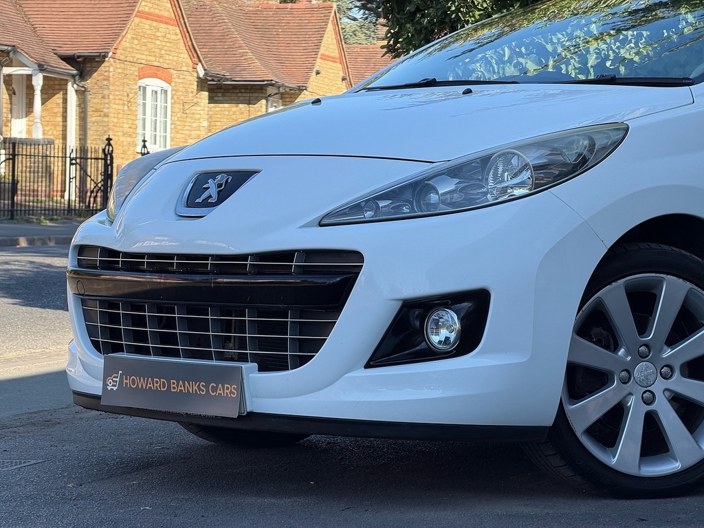Peugeot 207 CC Cc 1.6 Hdi Roland Garros Euro 5 White #33