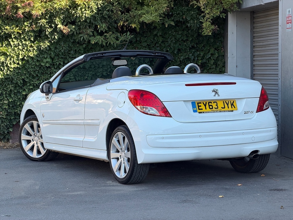 Peugeot 207 CC Vti Roland Garros White #4