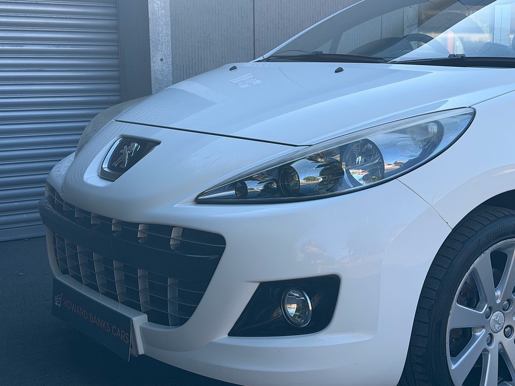 Peugeot 207 CC Cc 1.6 Hdi Roland Garros Euro 5 White #19