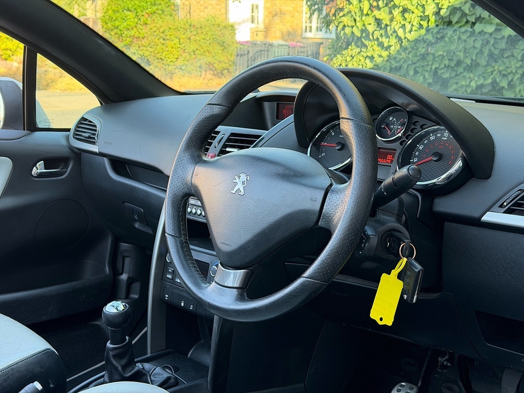 Peugeot 207 CC Cc 1.6 Hdi Roland Garros Euro 5 White #13