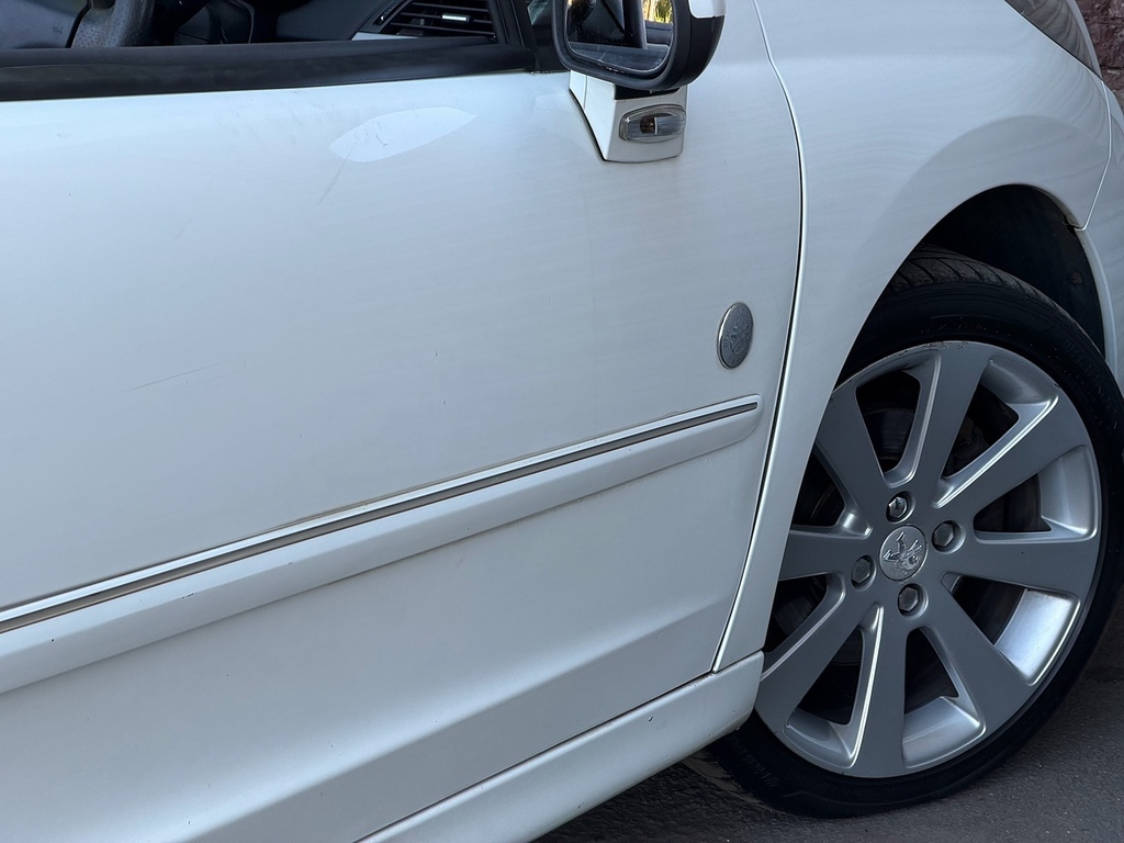 Peugeot 207 CC Cc 1.6 Hdi Roland Garros Euro 5 White #31