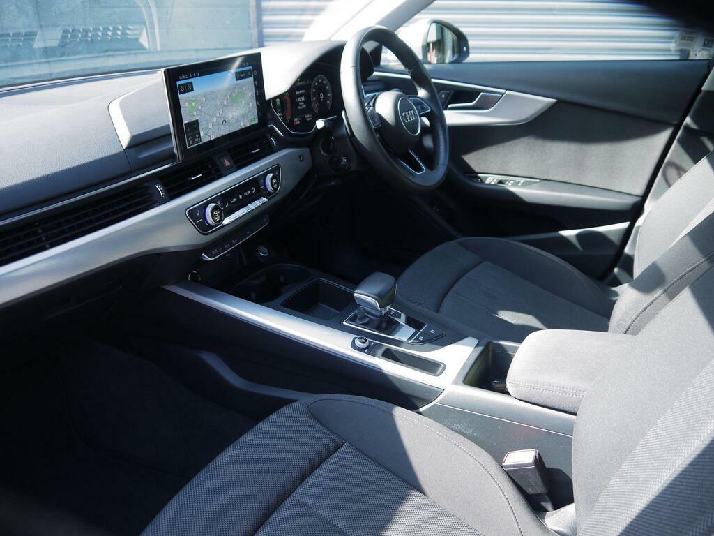 Audi A4 2.0 Tfsi 35 Technik S Tronic Euro 6 S S DC23KVR Silver #2