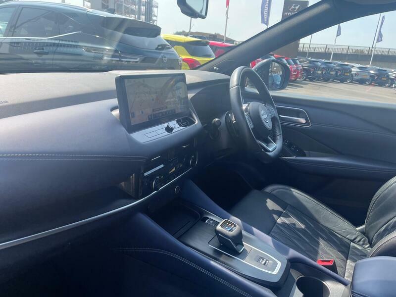 Nissan Qashqai 1.3 Dig-t Mhev Tekna Xtron Euro 6 Ss CU22XTF Grey #2
