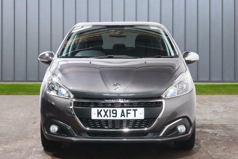 Peugeot 208 1.2 Puretech Tech Edition Euro 6 Ss Grey #3