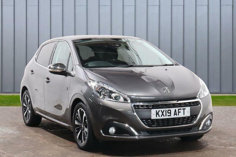 Peugeot 208 1.2 Puretech Tech Edition Euro 6 Ss Grey